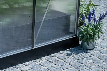 Capping - ICON 6 · 4.9 m² (6' x 8') 4 mm Polycarbonate